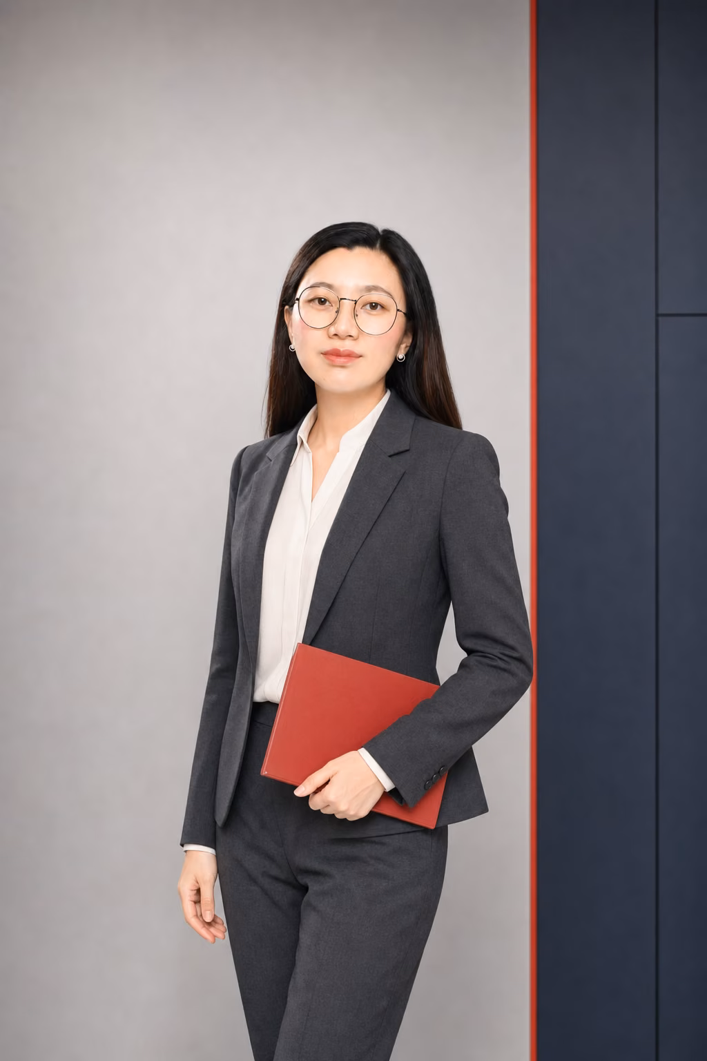 华新文登英语老师罗莉莉